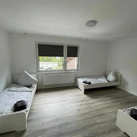 Estrella24 Living London Apartmán