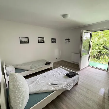 Estrella24 Living London Apartmán *